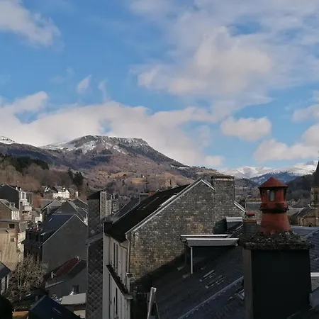 Neuf Dans La Bourboule